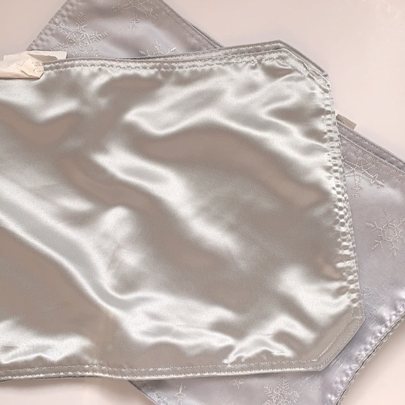 ❄️ Snowflake Placemat Set of 6 - Picture 3 of 5